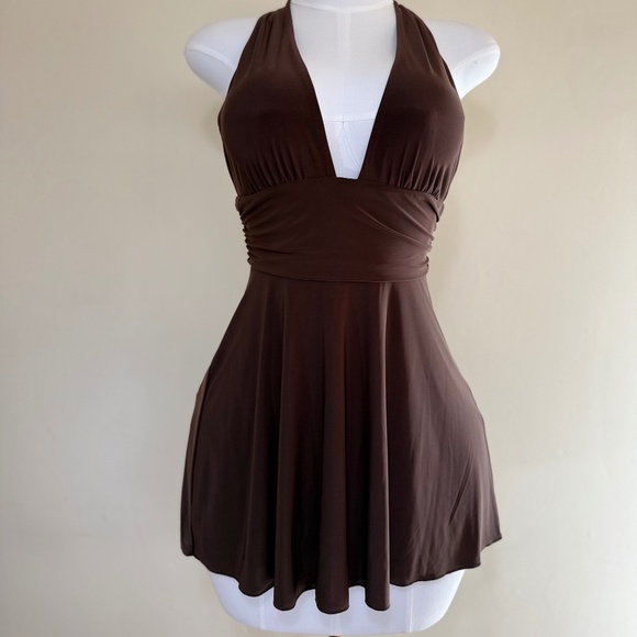 Dresses & Skirts - Dress